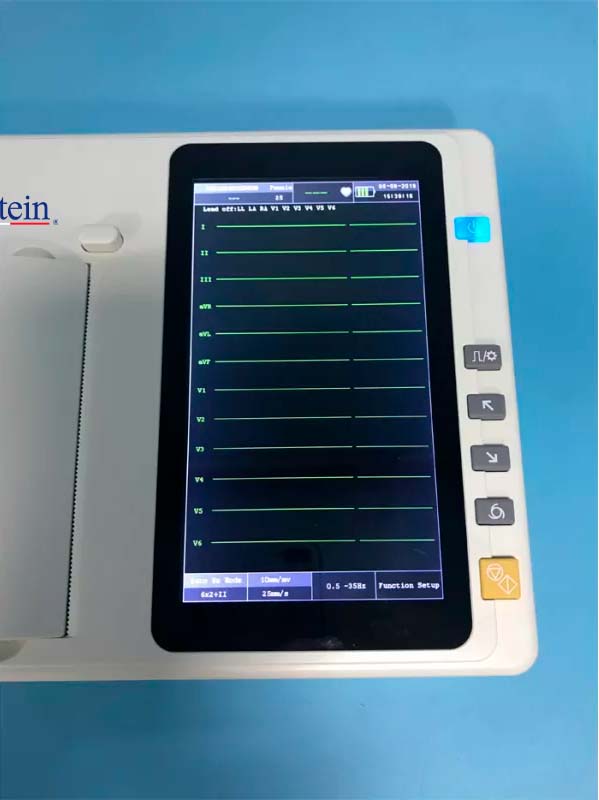 Electrocardiógrafo de 3 Canales y 12 Derivaciones + Carro Transportador -  MedicaGama